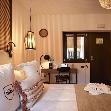Hotel Santo Cristo La Ciudadela Marbella Exteriör bild
